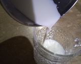 A picture of step 4 of Masaledaar lassi.