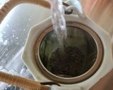 Foto del paso 1 de la receta: Chocolate de agua con lavanda y miel