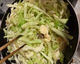 Hình bước làm 2 của món Canh bắp cải thịt băm