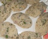 लेफ्ट ओवर चावल के पकौड़े (leftover chawal ke pakode recipe in Hindi) रेसिपी चरण 2 फोटो