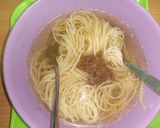 Foto langkah ke 4 dari resep Mie Oven Kuah Rasa Iga Sapi.