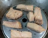 Foto langkah ke 2 dari resep Onigiri tuna mayo.