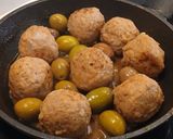 Foto del paso 6 de la receta Albóndigas de cerdo con olivas verdes de Caspe