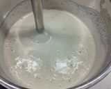 A picture of step 4 of Ajoblanco.