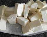 Foto del paso 1 de la receta: Ensalada de yuca y aguacate con mayonesa de hierbabuena