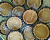 Foto langkah ke 5 dari resep Pie susu ekonomis.