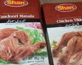 A picture of step 1 of Chicken tikka.