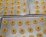 Foto langkah ke 3 dari resep Semprit mawar lembut dan lumer di mulut.