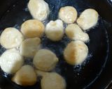 Foto langkah ke 7 dari resep Loukoumades with Honey Glaze.