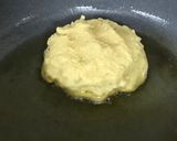 A picture of step 6 of Stuffed onion chana dal tiki.
