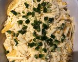 A picture of step 3 of Spicy veggie nachos.