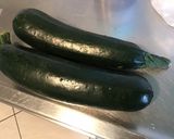 Une image de l'étape 1 de Gratin de courgettes au fromage frais,bouillon de chevreau et parmesan.