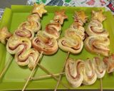 Foto del paso 3 de la receta: Arbolitos navideños de jamón y queso 🎄