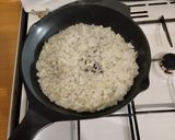 Фото кроку 6 до "Консерва" салака обсмажена з овочами в томатному соусі.