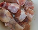 รูปขั้นตอนการทำที่ 1 ของ ปีกไก่น้ำแดง