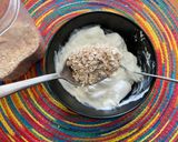 Foto del paso 3 de la receta: Yogurt con avena, manzana, frutos secos y semillas
