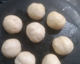 A picture of step 2 of Spring roll wrapper.