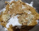 A picture of step 2 of Besan ladoo.