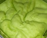 Foto langkah ke 5 dari resep Bolu Kukus Pandan Ombre.