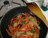 Foto del paso 4 de la receta: Pollo al curry con verduras
