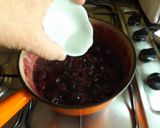Foto del paso 2 de la receta: Cerezas y arándanos con canela, té Earl Grey y ron