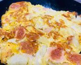 Foto langkah ke 6 dari resep Omelette Sosis Keju.