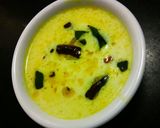 A picture of step 3 of Tadka Curd Curry.