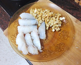Foto del paso 1 de la receta: Paella de bacalao, calamares, mejillones y langostinos