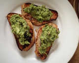 Foto del paso 4 de la receta: Tapas de aguacate y huevos volteados