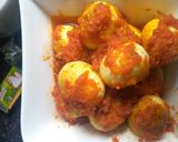 Foto langkah ke 4 dari resep Telur Balado Simpel Anak Kosan.