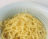 Foto del paso 1 de la receta: Espaguetti en salsa Alfredo con brócoli jamón y queso!