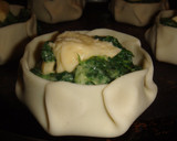 Foto del paso 8 de la receta: Canastitas de espinaca, salsa blanca y queso 