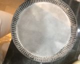Une image de l'étape 6 de Quiche mexicaine accompagnée de jambon et chorizo.
