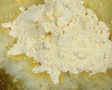 बेसन का हलवा (Besan ka Halwa recipe in Hindi) रेसिपी चरण 2 फोटो