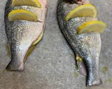 Foto del paso 2 de la receta Dorada al horno con limón