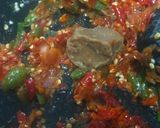 Foto langkah ke 2 dari resep Sambal Dadak khas Sunda.