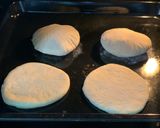 Foto del paso 4 de la receta: Bocadillos de atún con pan libanés