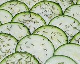 Foto del passaggio 5 della ricetta Schiacciata veloce alle zucchine LIGHT