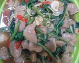 Foto langkah ke 5 dari resep Tumis kangkung baso.