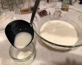 A picture of step 3 of Japanese silky milk pudding.
