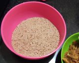 खमंग खुसखुशीत तिळगुळ पोळी. (Tilgul Poli Recipe In Marathi) रेसिपी स्टेप 2 फोटो 