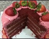 A picture of step 14 of Red velvet sponge cake.