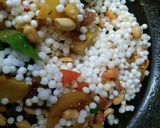 A picture of step 4 of Sabudana khichdi.