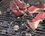 Φωτογραφία βήματος 3 της συνταγής Sirloin steak με βουτυράτη σάλτσα σκόρδου και σπαράγγια