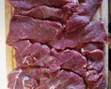 Sült marhacomb hagymaágyon🐃🕚✨ recept fázis 3 fotója