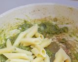 Foto langkah ke 4 dari resep Pesto Pasta Chicken.