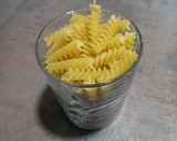 Foto del paso 1 de la receta: Espirales con setas variadas y marisco