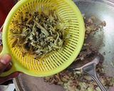 Foto langkah ke 2 dari resep Tumis Pare.
