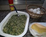Foto del paso 2 de la receta: Bocadillos de espinaca en crudo light de harina integral