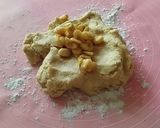 Foto langkah ke 5 dari resep Banana Scones.